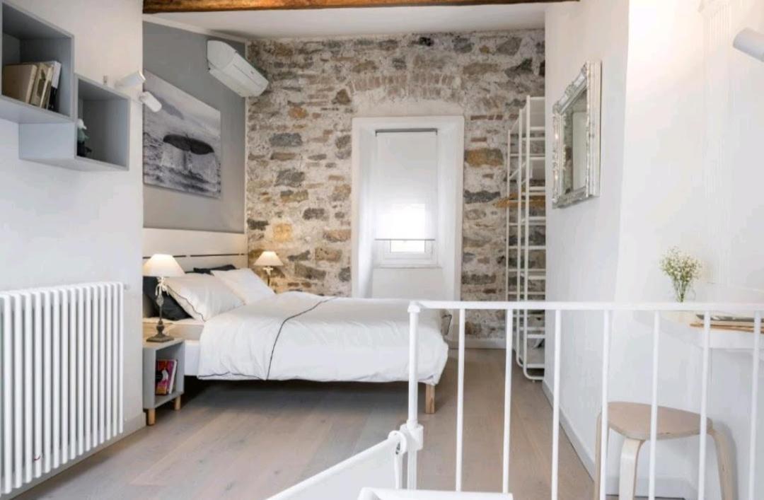 Whale Song Apartment - With Private Parking La Spezia Esterno foto