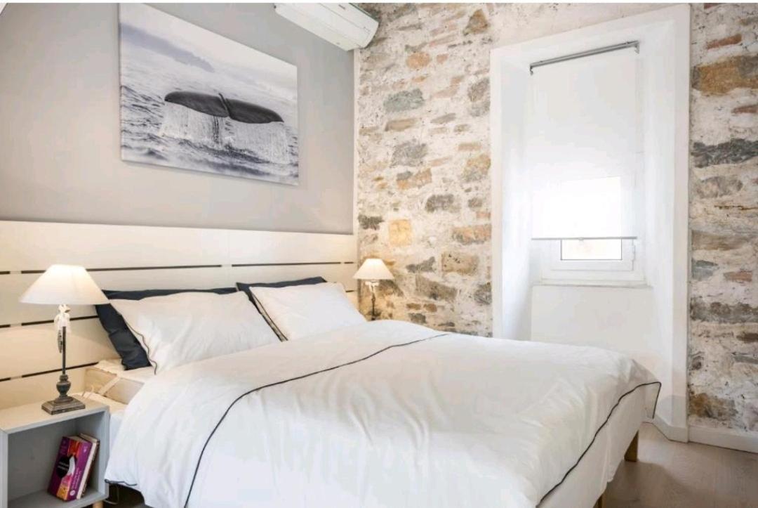 Whale Song Apartment - With Private Parking La Spezia Esterno foto
